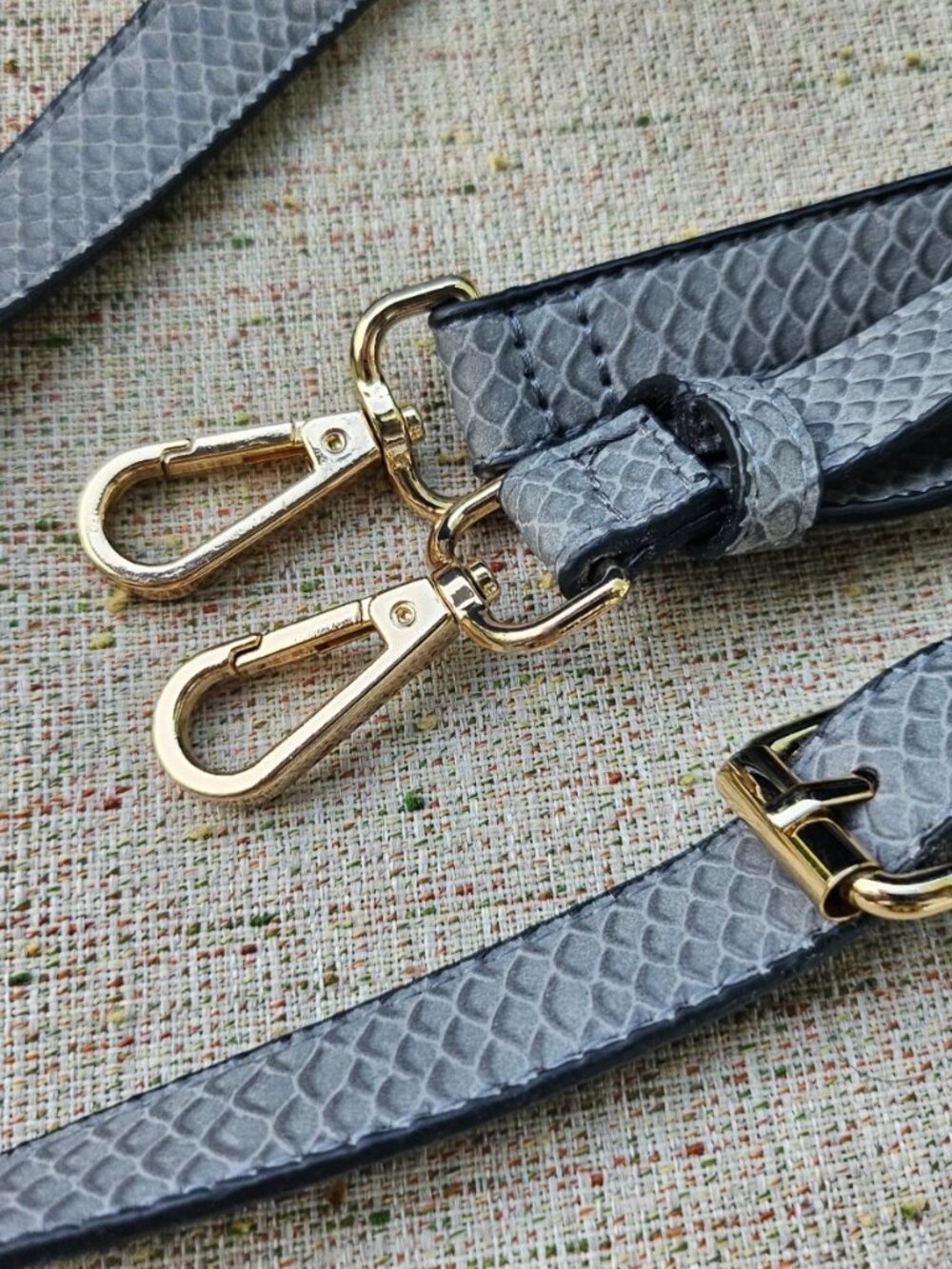 Replacement Strap for Bag Purse Gray Faux Leather Animal Pattern Adjustable - Picture 6 of 10